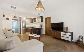 Luxe Appartement, Centrum Marbella, Vlak Aan Zee!